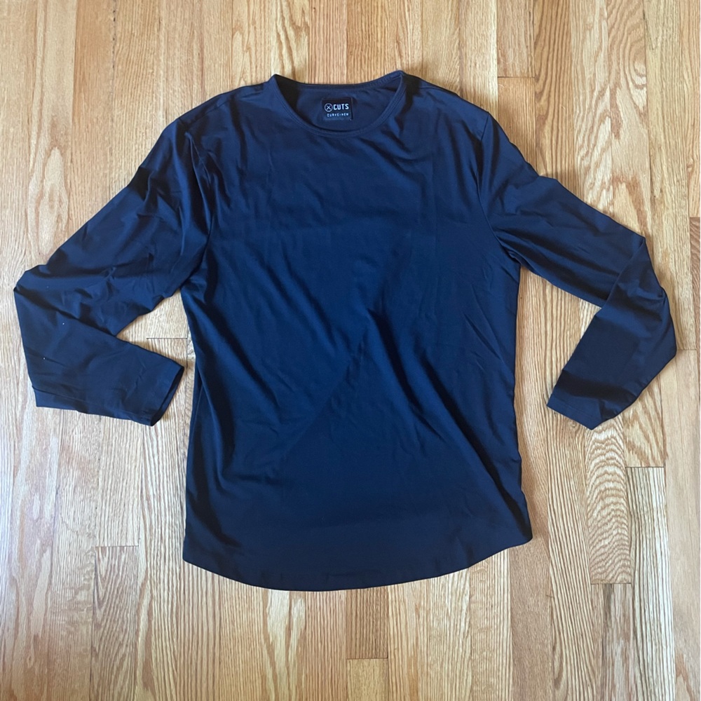Cuts Clothing Curved Hem Long Sleeve T Shirt - Black